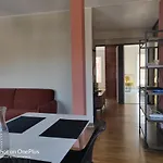 Grand Appartement Avec Terrasse, Paris12